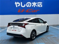 プリウス A ツーリングセレクション
