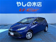 トヨタ アクア X