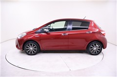 ヴィッツ ハイブリッド ジュエラ