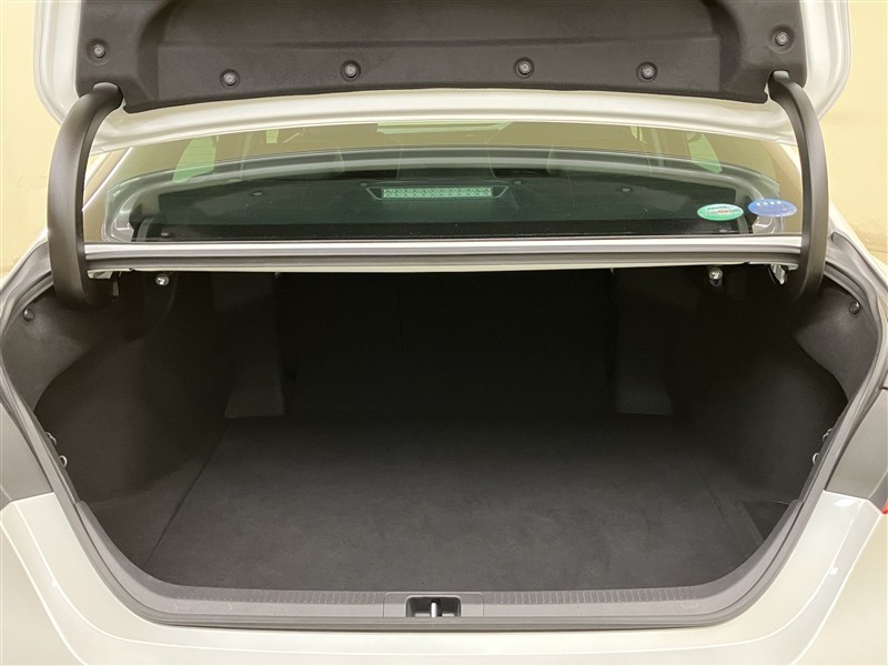 カムリ WS（572018245248）の中古車 | トヨタ認定中古車 | トヨタ