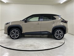 ヤリスクロス HV Z