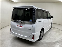 ヴォクシー ハイブリッド ZS