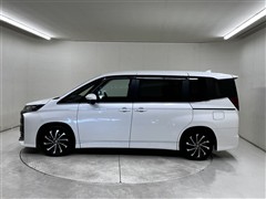 ノア ハイブリッド S-Z