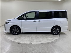 ヴォクシー ZS キラメキ3 7ニン