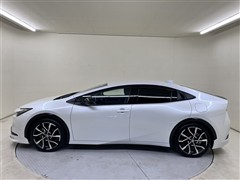 プリウスPHV Z