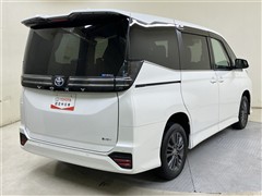 ヴォクシー HV S-Z 4WD