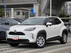 ヤリスクロス X