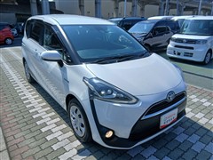 シエンタ HV Gクエロ