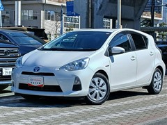 トヨタ アクア S