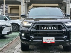 ハイラックス Z GRスポーツ