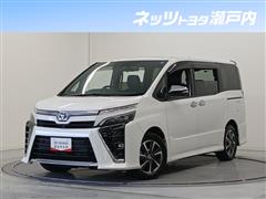 トヨタ ヴォクシー ZS キラメキ3 8ニン