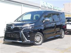 トヨタ　ヴォクシー HV ZS キラメキ2