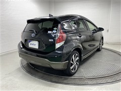 アクア X-アーバン