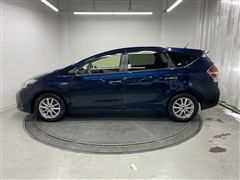 プリウスアルファ SチューンBK