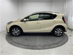 アクア クロスオーバー