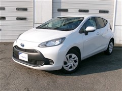 トヨタ アクア X