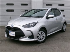 トヨタ ヤリス ハイブリッド X