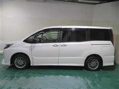 ノア ハイブリッド SI WXB3