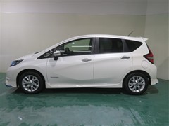 ノート E-パワー X