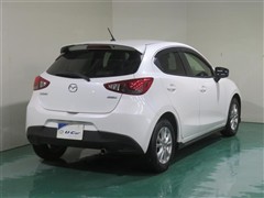 デミオ 13S Lパッケージ