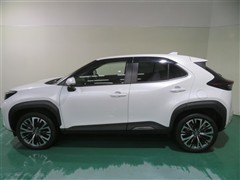 ヤリスクロス HV Z