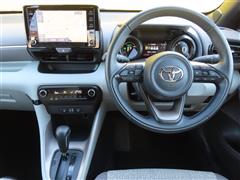 ヤリス ハイブリッド Z