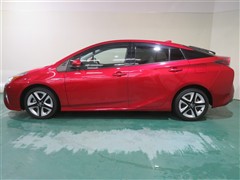 プリウス A ツーリングセレクション