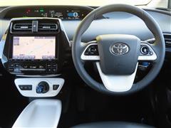 プリウス A ツーリングセレクション