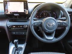 ヤリスクロス Z