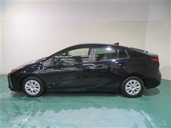 プリウス S セーフティプラス2