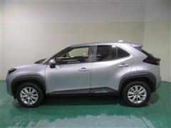 ヤリスクロス ハイブリッド G