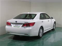 クラウンHV ロイヤルサルーン