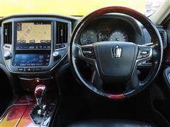 クラウンマジェスタ HV F