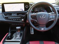 ES300h Fスポーツ