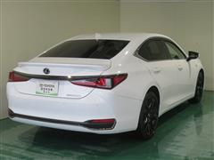 ES300h Fスポーツ