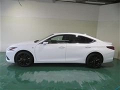 ES300h Fスポーツ