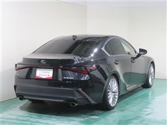 IS300h バージョンL