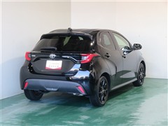 ヤリスG KINTOツーリングセレ