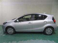 アクア S スタイルブラック