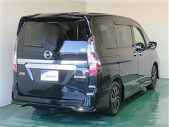 セレナ E-パワーHスターVアーバン