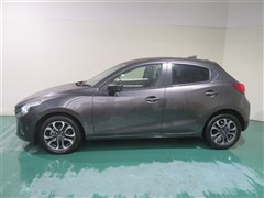 デミオ XD ツーリング