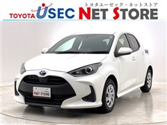 トヨタ ヤリス HEV X