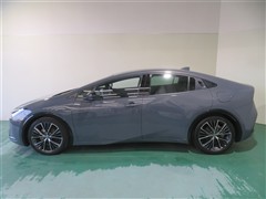 プリウス Z