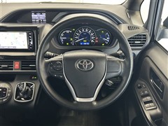 ノア ハイブリッド X