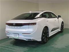 クラウン クロスオーバー RS