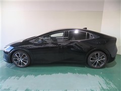 プリウス Z