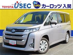 トヨタ ノアHEV X 4WD