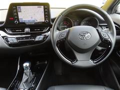 C-HR G モードネロセーフティ+2