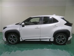 ヤリスクロス HV Z 4WD