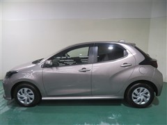 ヤリス G